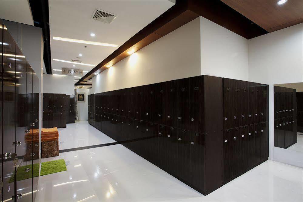 Capsule Hostel Patong Bagian luar foto